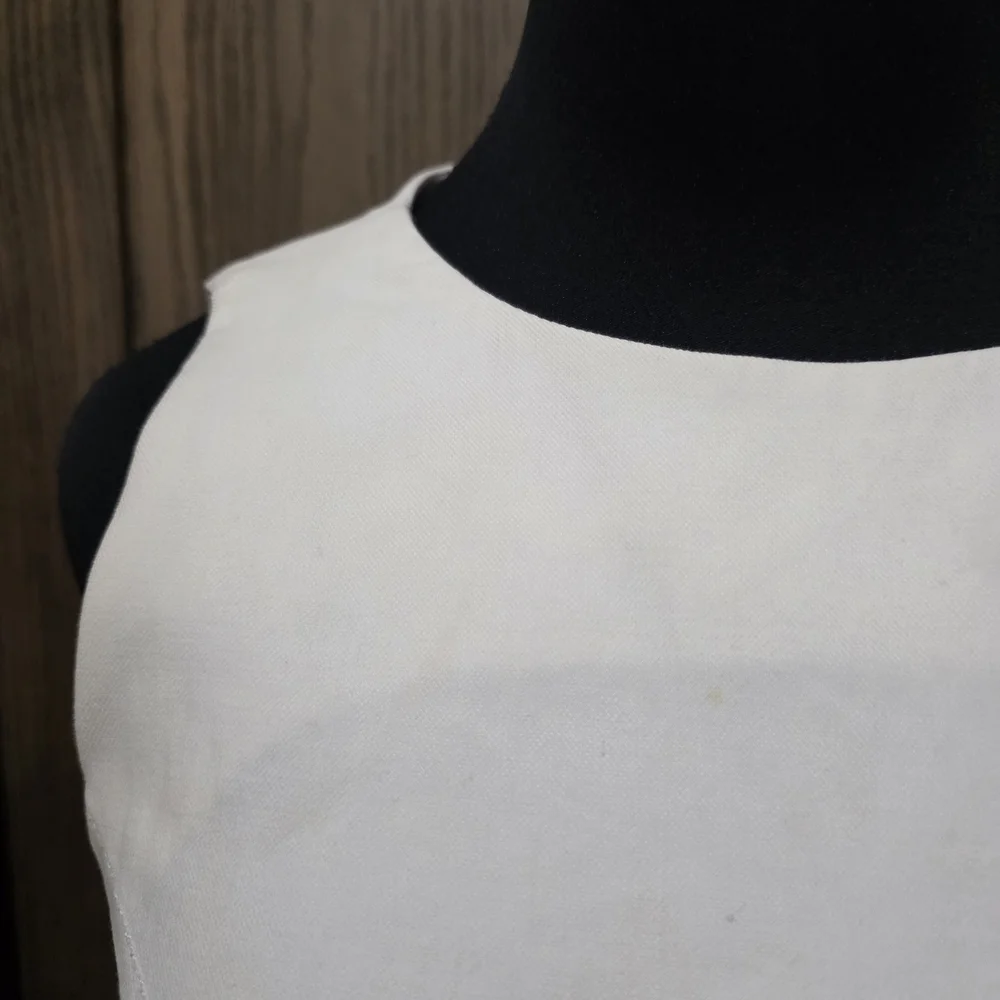 LAST CHANCE Thomas Wylde Asymmetrical White Dress with Zipper Accents - Picture 6 of 6